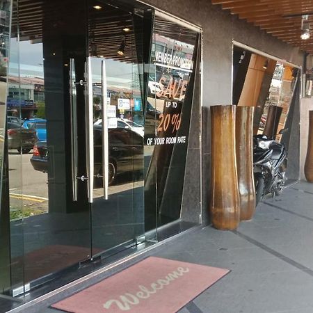 T Hotel Johor Bahru Skudai Esterno foto