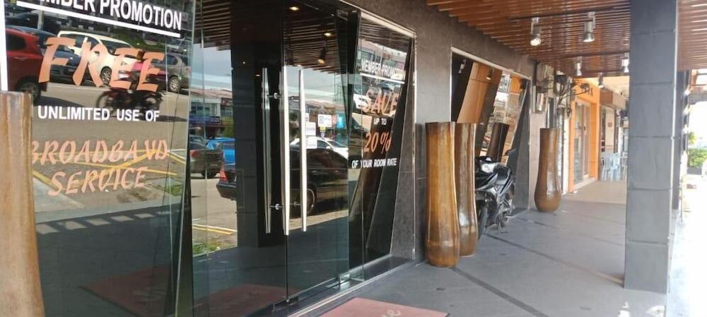 T Hotel Johor Bahru Skudai Esterno foto